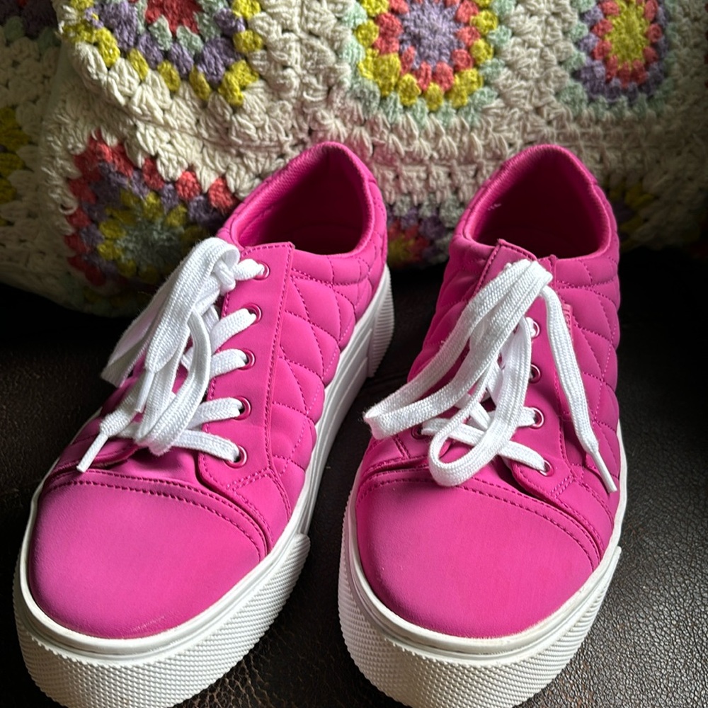 Nine West sneakers. Hot pink size 10